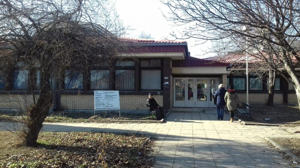 Borski okrug: Novoinficirane 92 osobe, 110 hospitalizovanih u Boru i Negotinu, troje preminulo 1