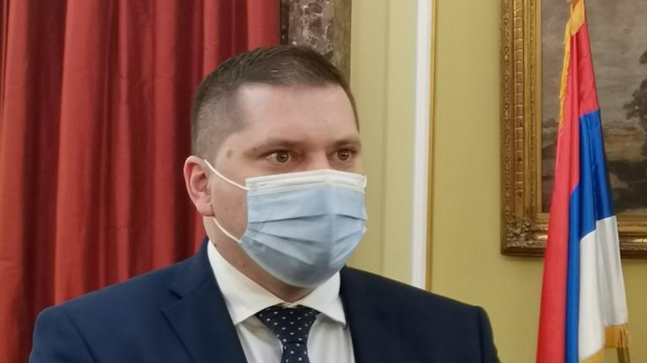 Nove mere: Do ponedeljka će raditi samo prehrambene prodavnice, apoteke i benzinske pumpe 3