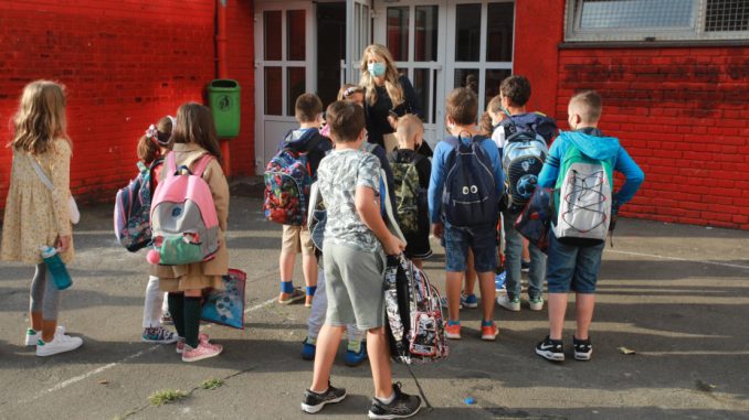 Ministarstvo prosvete: Upis dece u prvi razred osnovne škole počinje sutra 1