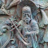 Vesić: Obnovljen krst na mozaiku na spomeniku Stefanu Nemanji 6