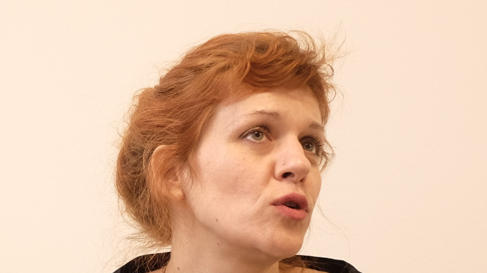 Deljiva vlast i nedeljivo dostojanstvo 1