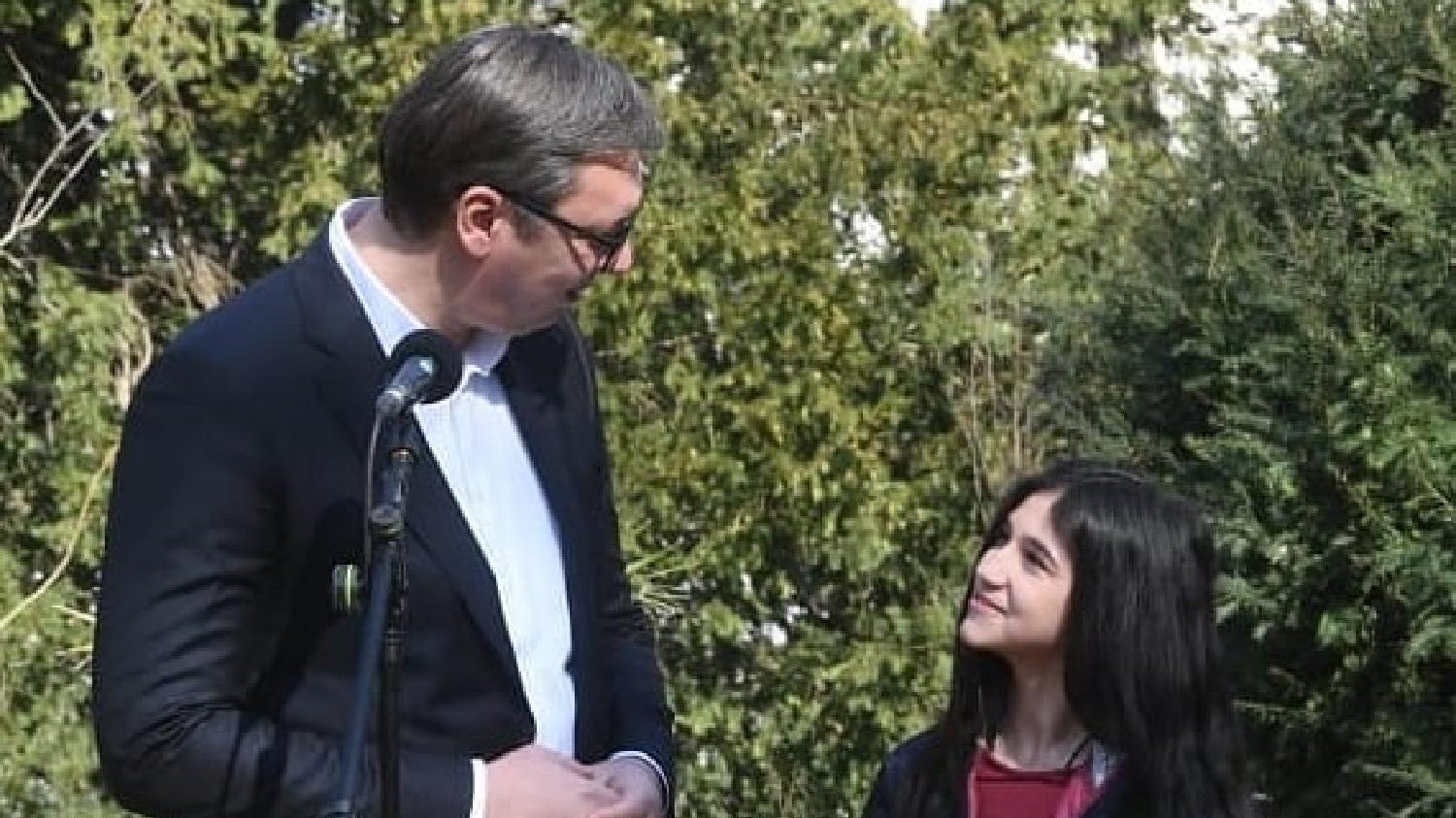 Vučić: Muškarci su bez žena ništa, žene su oslonac i stub društva 1