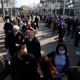 Ujedinjeni protiv kovida kritikovali pozivanje stranih državljana na vakcinaciju u Beograd 6