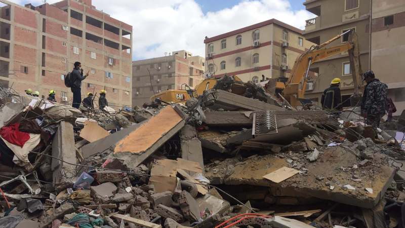 Najmanje 18 poginulo i 24 povređeno kada se srušila zgrada u Kairu 1