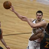 Tripl dabl Jokića u pobedi Denvera, povratak Bogdanovića posle povrede 14