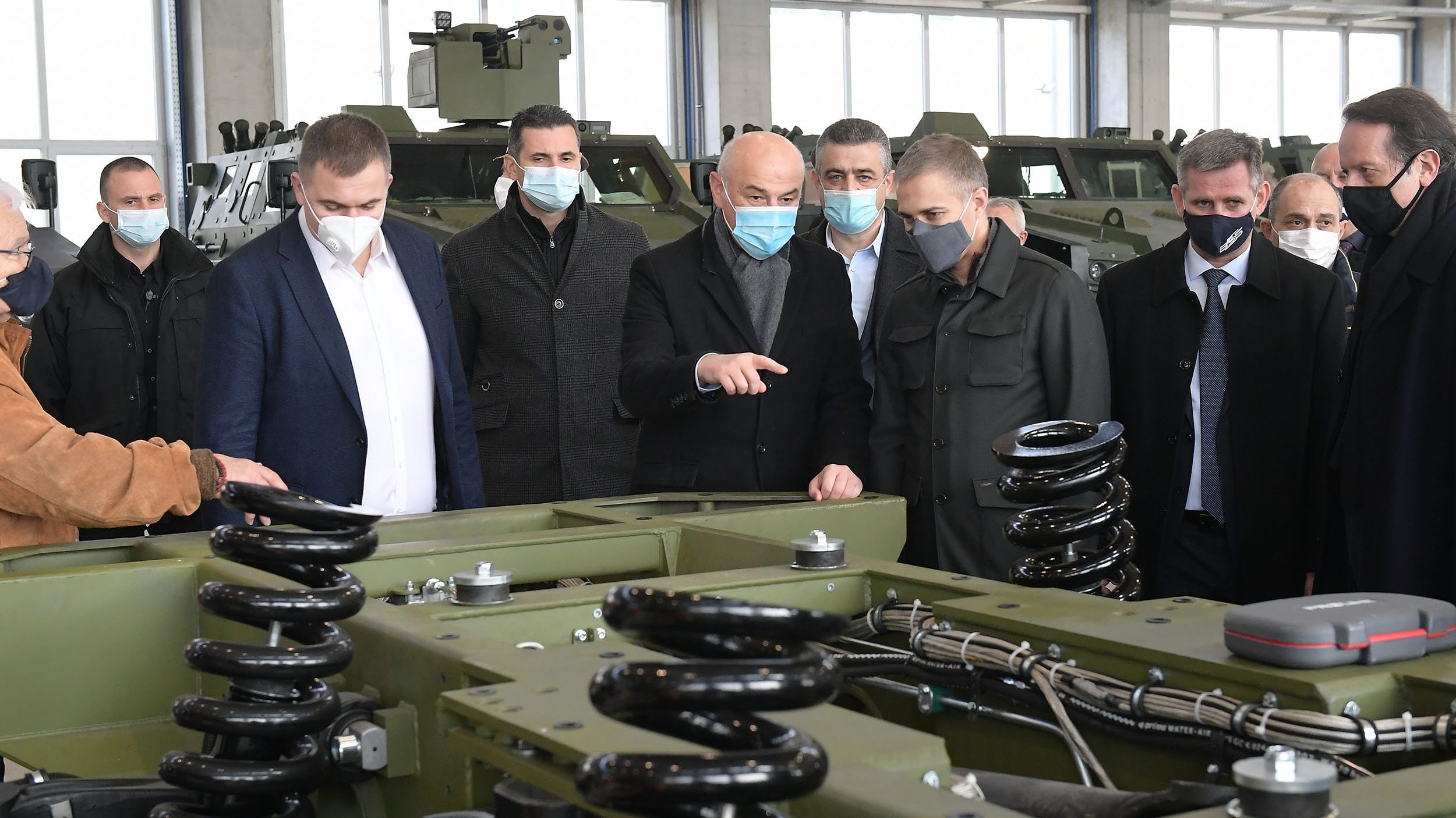 Vojska Srbije dobija nova domaća borbena vozila Lazar i Miloš 1