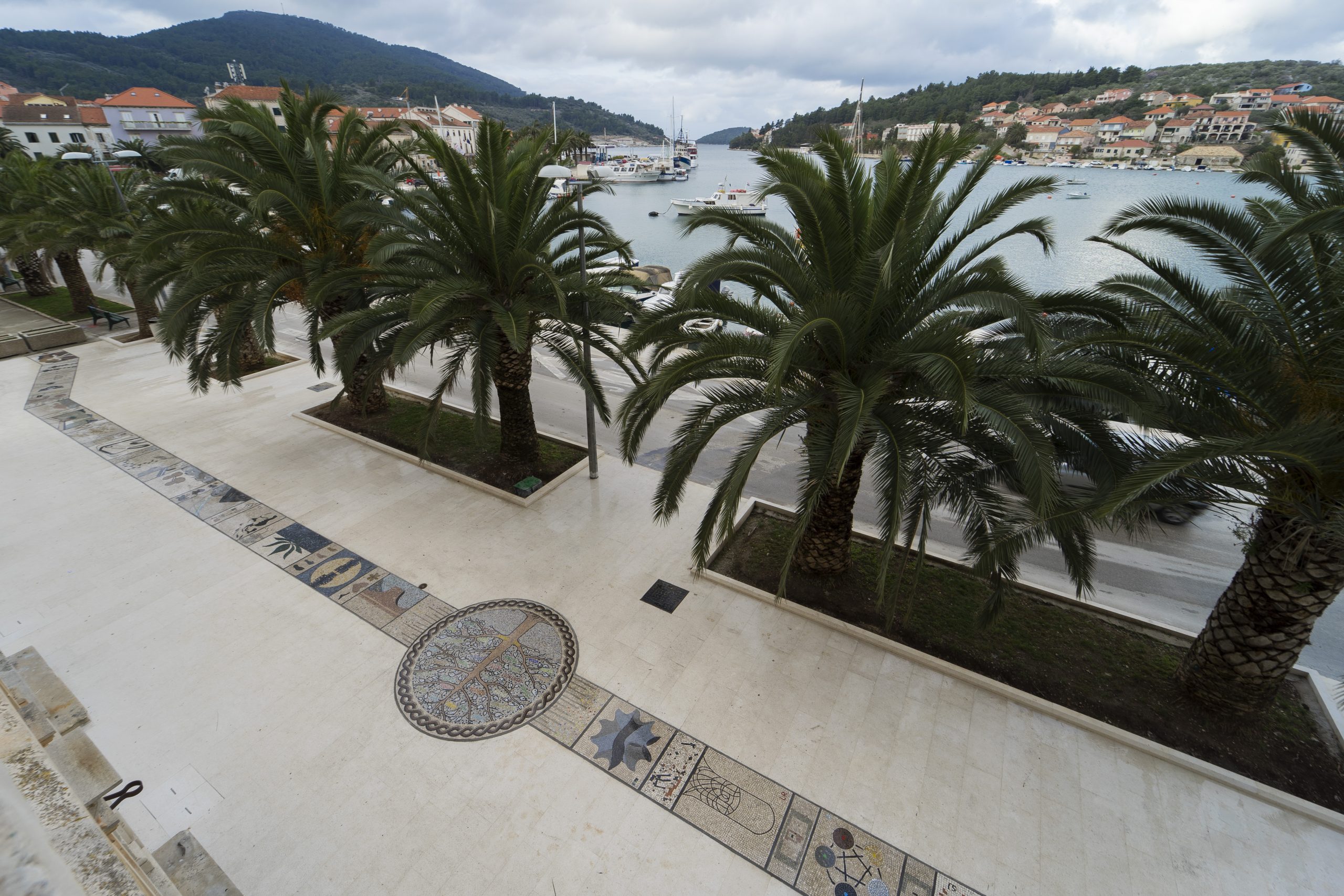 Mozaik za Ginisa u Dalmaciji (FOTO) 1