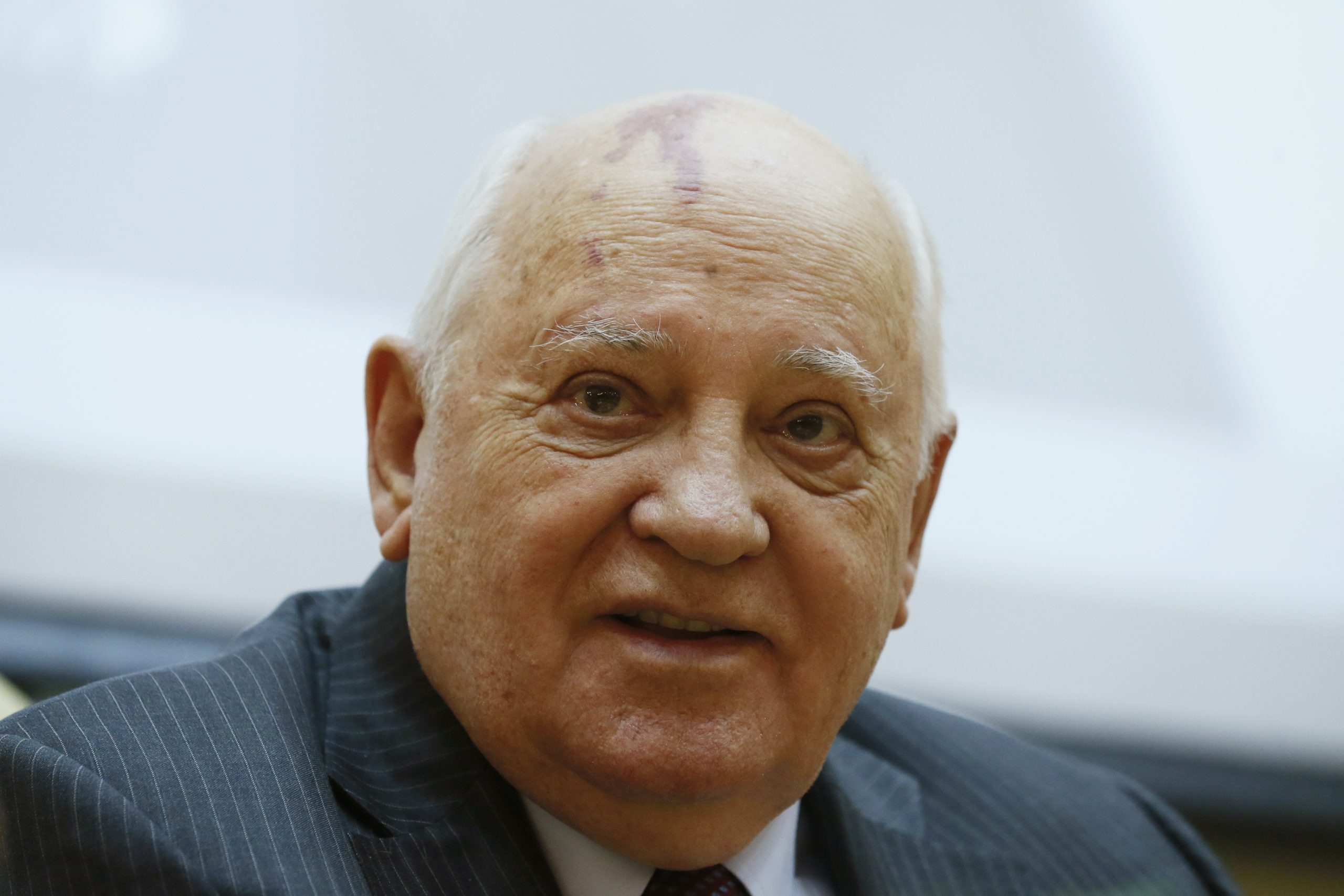 Gorbačov proslavio 90. rođendan u bolničkom karantinu 1