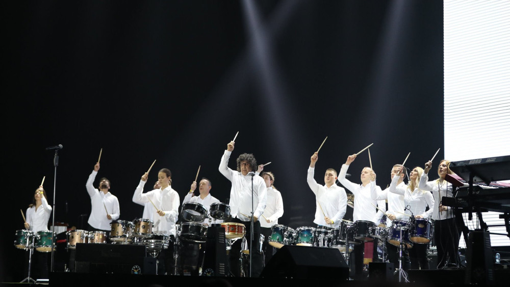 Jedan grlati i neponovljiv, mladić iz Cuca 1