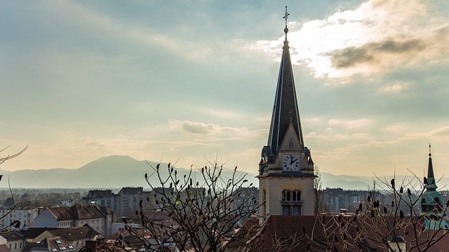 Slovenija najavljuje oštrije mere zbog porasta broja zaraženih korona virusom 1