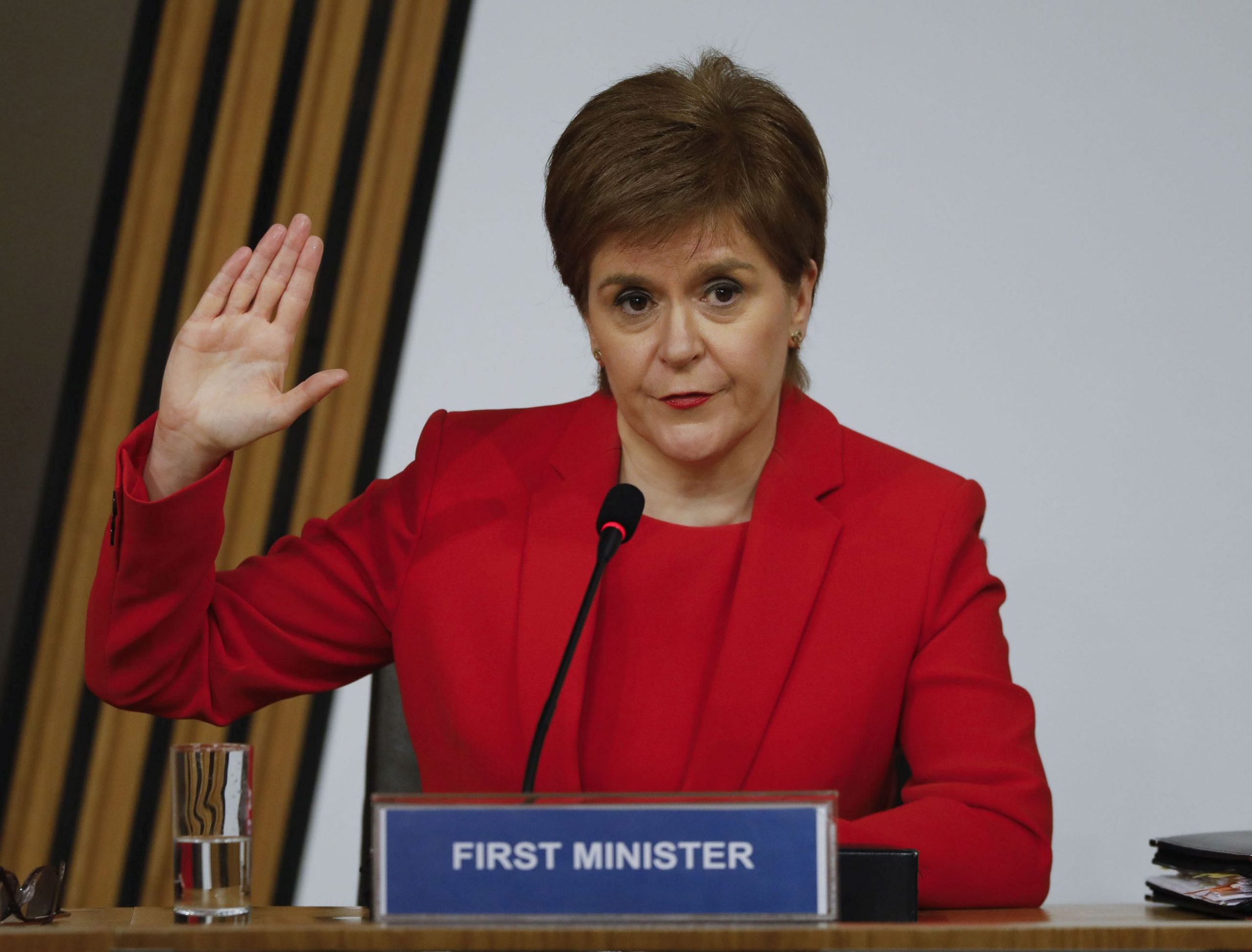 Mediji: Uhapšen suprug bivše škotske premijerke 1