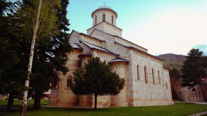 Premijer Kosova želi da poseti manastir Visoki Dečani 3