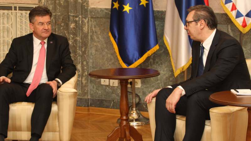 Vučić iz Brisela poručio da će se revakcinisati u Gadžinom Hanu 1