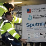 Popović: U Srbiju dopremljeno 600 litara supstance za oko milion vakcina Sputnjik V 6