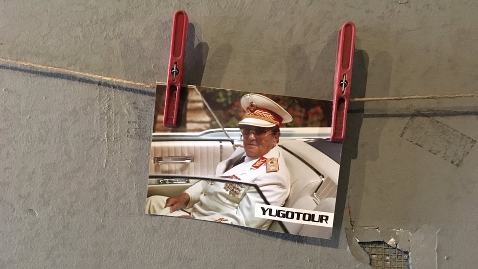 Jugoslavija i istorija: „Hej Sloveni", pesma koja je bila više od himne 2 razglednica Tito, Jugotur