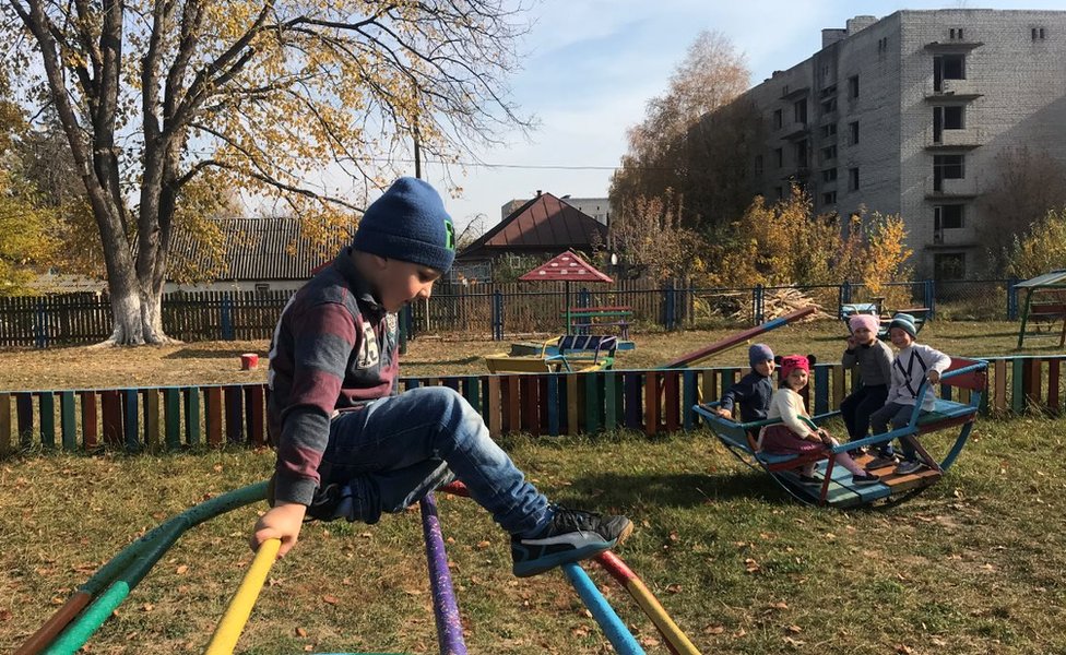 Nuklearna katastrofa u Černobilju: Šteta od radijacije „nije preneta na decu“ 1 Children at Narodichi kindergarten in the Chernobyl exclusion zone