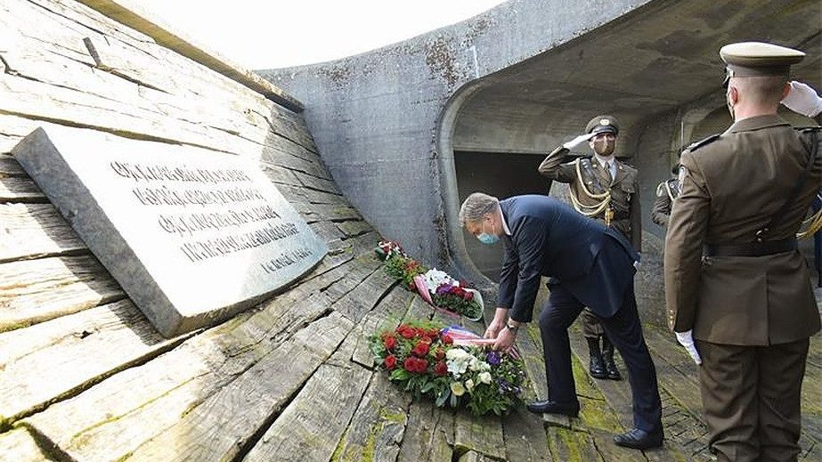Državni vrh Hrvatske na obeležavanju 76. godišnjice proboja logora u Jasenovcu 1