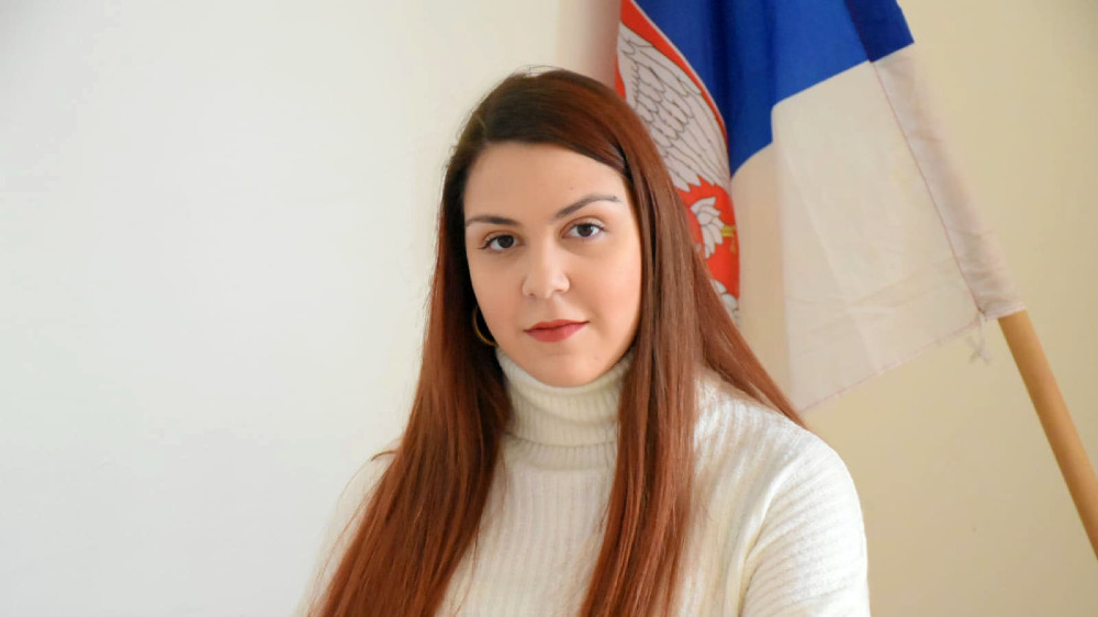 SNS okupira Fakultet političkih nauka 1