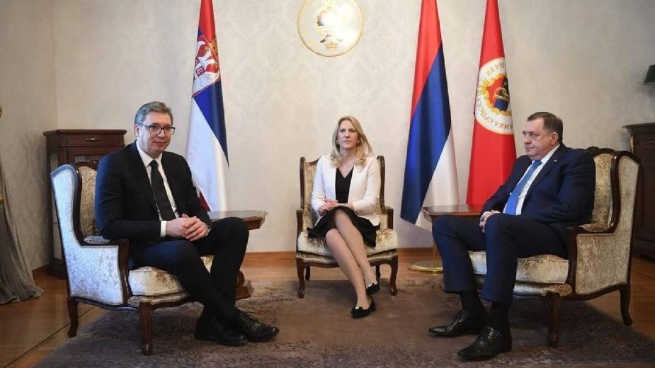 Vučić postao počasni građanin Banjaluke, uručen mu i Ključ grada (FOTO) 1