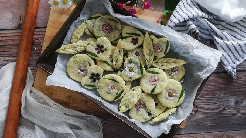 Vege recept: Slani keksići sa sremušem 1