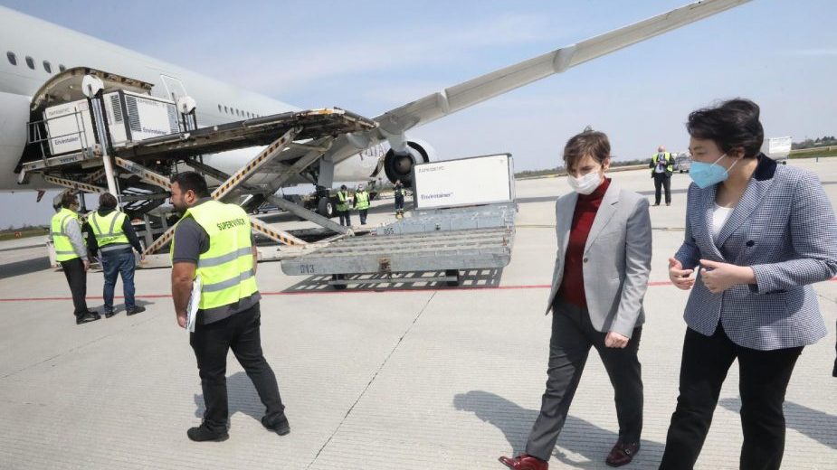 U Srbiju stiglo novih 500.000 doza vakcine Sinofarm 2 U Srbiju stiglo novih 500.000 doza vakcine Sinofarm 2