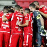 Mala bara, a previše "SNS klubova" 7