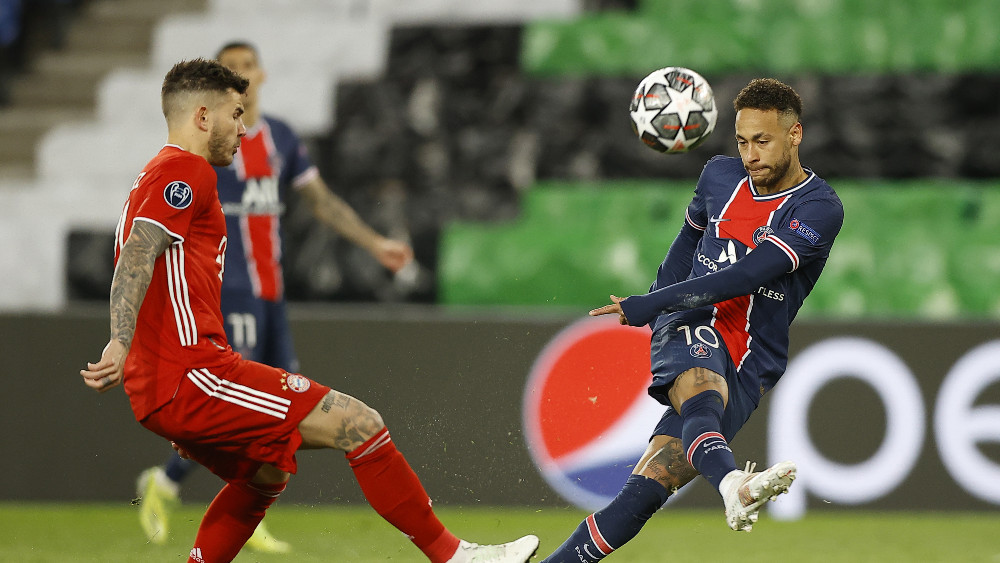 Pune oči i srce najboljeg fudbala 1