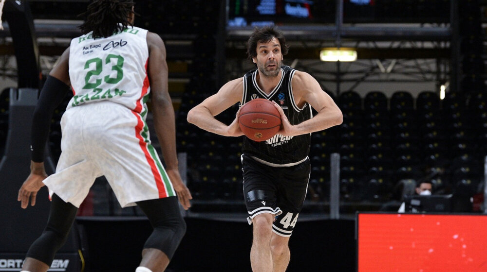 Dve pozivnice, a bar tri želje 1