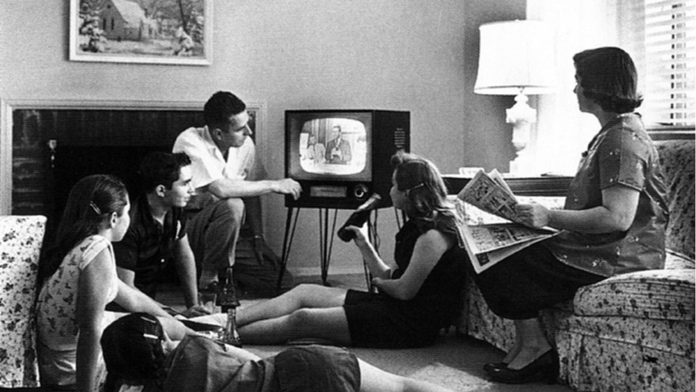 SAD (6): Masovno gledanje televizije 1
