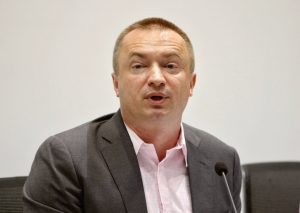 Da li je dobra ideja prekidati blokade puteva i protestovati ispred lokalnih parlamenata? 3