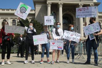 Održan Ekološki ustanak, organizatori traže obustavu seče šuma i emisiju na RTS (FOTO/VIDEO) 14