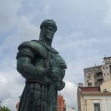 Novi spomenik despotu Stefanu razočarao umetnike i urbaniste, cena upitna 12