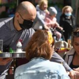 Vesić: Od sutra zabrana muzike u baštama posle 22 sata, petkom i subotom posle 23 sata 1