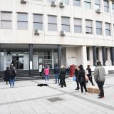 Još 2.864 novoobolela, 37 preminulih, 228 na respiratorima 9