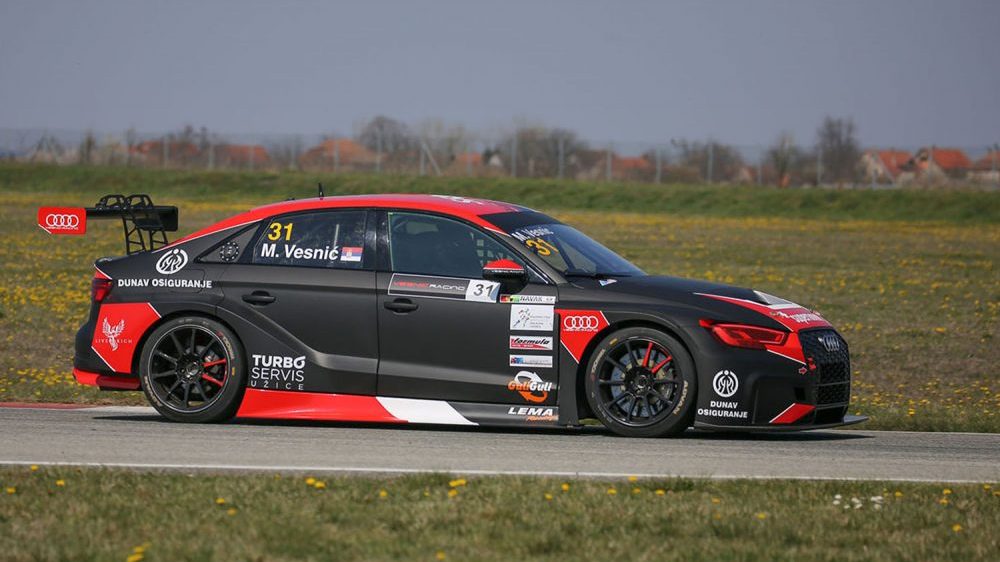 Vesnić testirao novi automobil uoči takmičenja u Mađarskoj 1