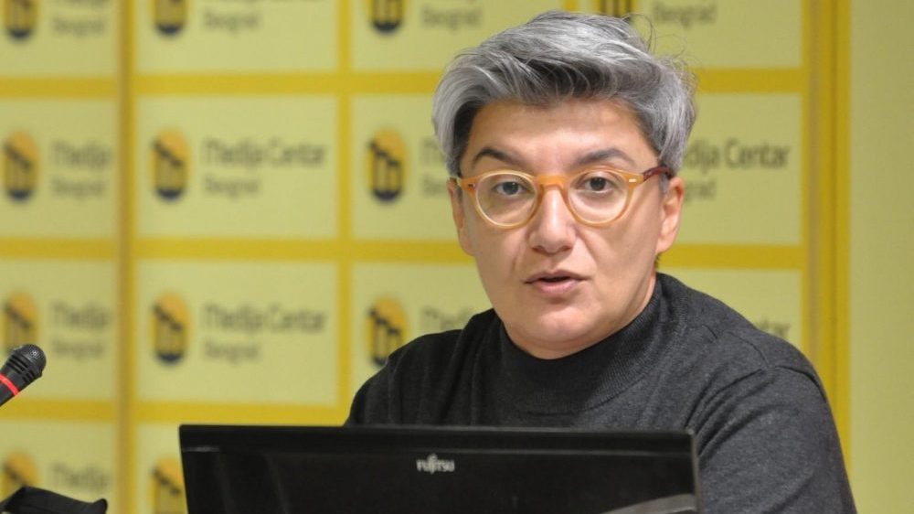 Hristina Piskulidis odgovara na pitanja 29. aprila na Fejsbuku 1