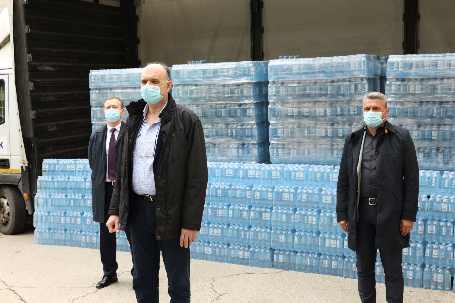 NIS donirao Jazak vodu Opštoj bolnici u Čačku 2