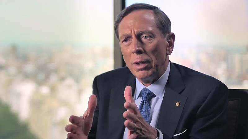 Dejvid Petreus: Novi Hladni rat se vodi digitalno 1