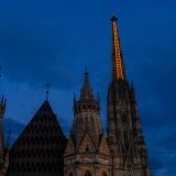 Na bečkoj katedrali nebeske lestvice kao simbol nade 10
