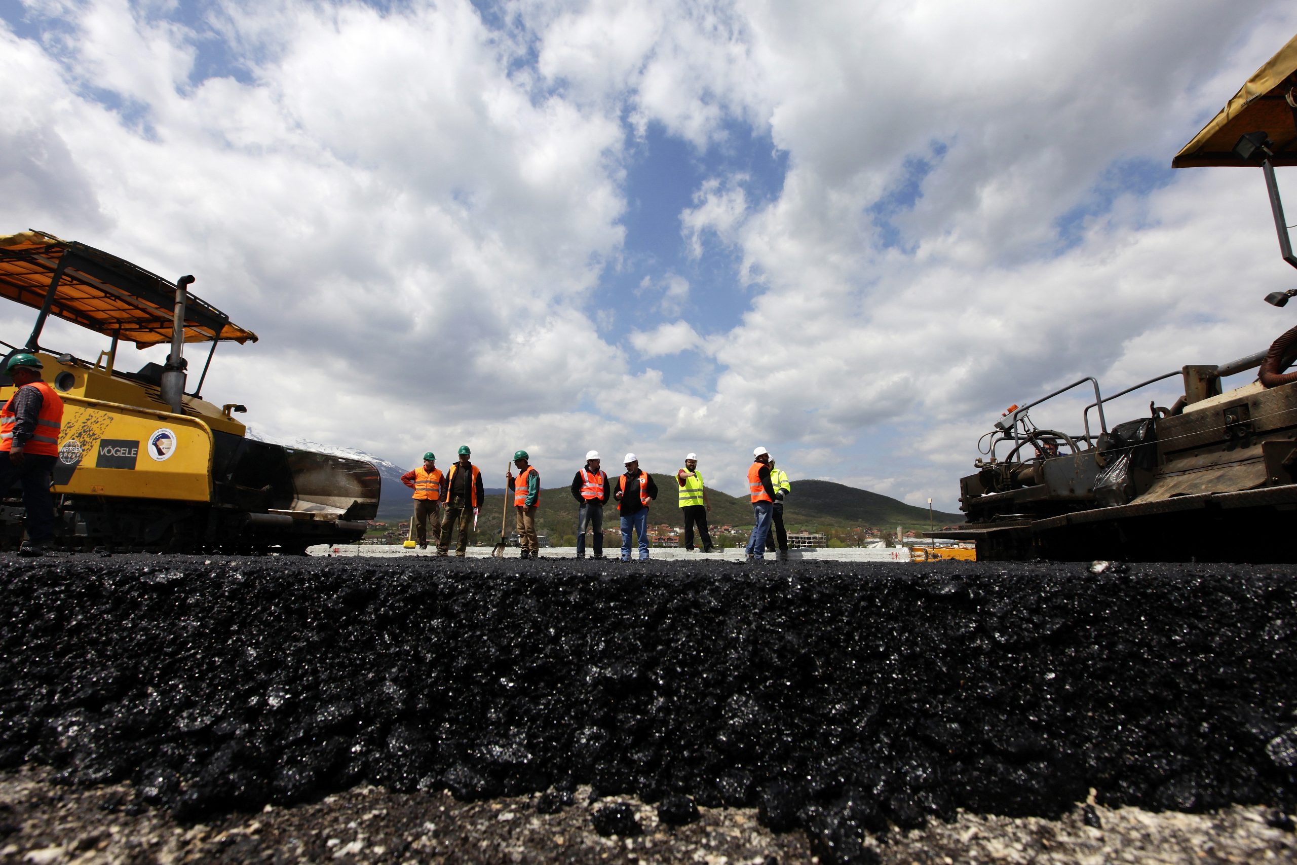 Spinovi i zablude o kineskom dugu Crne Gore 1