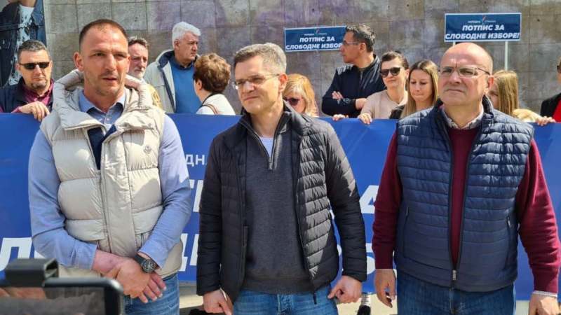 Ikodinović: Ko je uzeo milion evra za nepostojeću obnovu bazena na Spensu 1