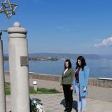 Kladovo: Položeno cveće na spomenik Kladovskog transporta 2