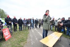 Održan novi protest 'Vidi, gari, možemo zajedno', protiv gradnje 'Novog Sada na vodi' (VIDEO, FOTO) 8