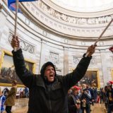 VOA: Više od 430 uhapšenih u SAD zbog napada na Kapitolu 2