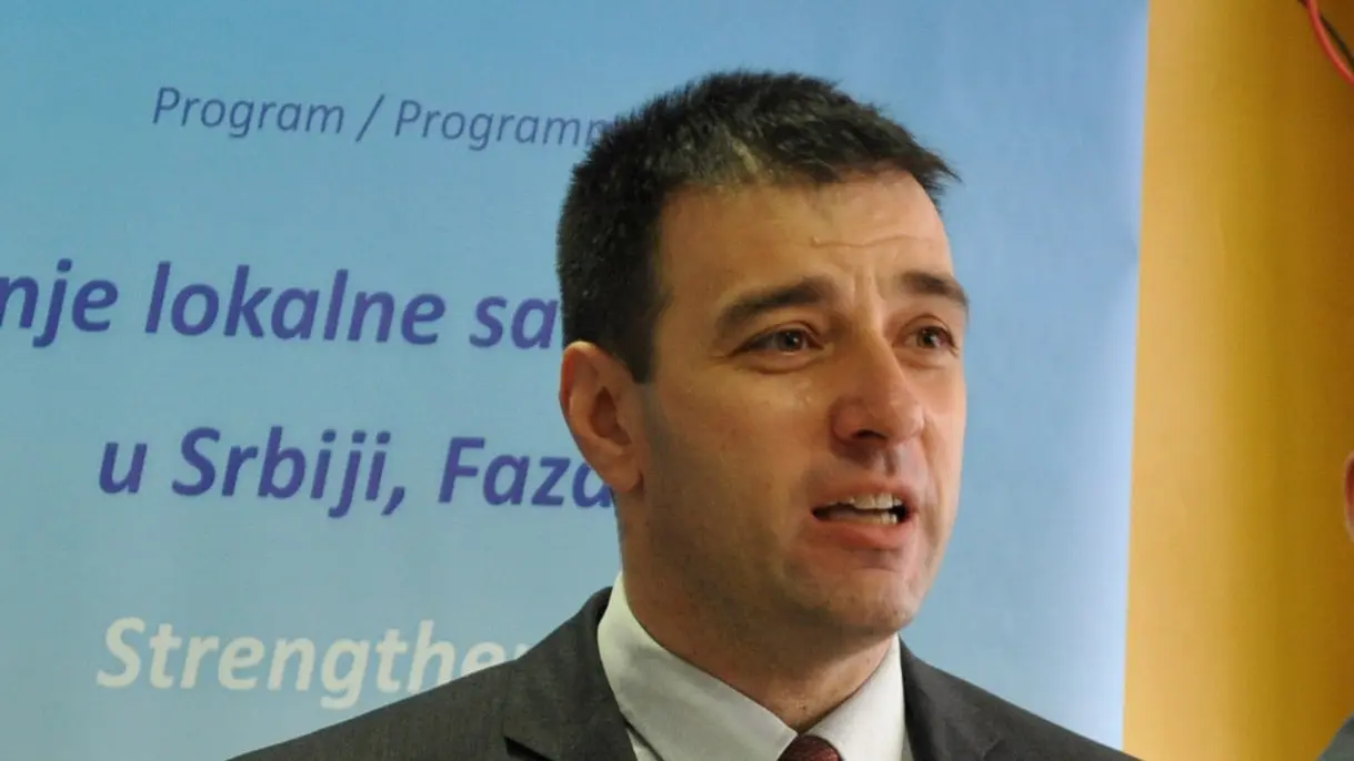 Ukinuli smo našu "dvorsku elitu" 1