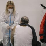 Korona virus i vakcinacija u Srbiji: Od vola na ražnju, preko uskršnjih bonusa do 3.000 dinara 10
