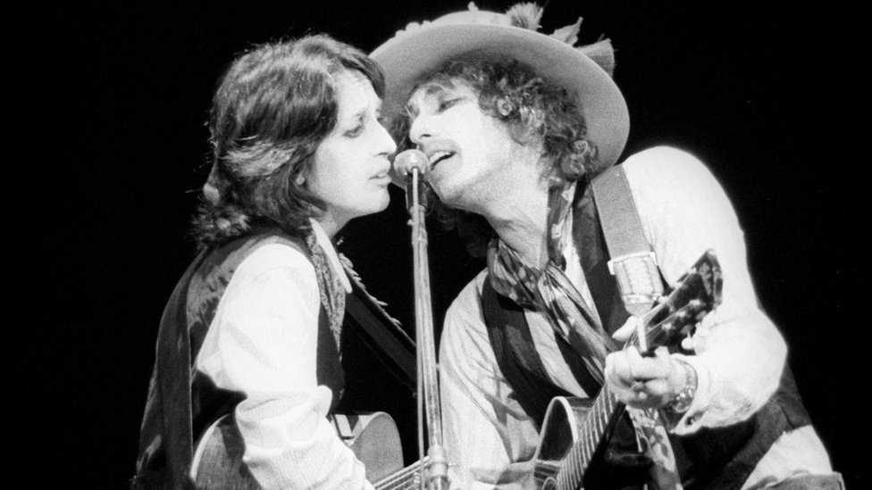 Bob Dilan, legenda moderne muzike: 80. rođendan, 80 stvari koje možda niste znali o njemu 6 Joan Baez and Bob Dylan on his Rolling Thunder Revue tour in 1975