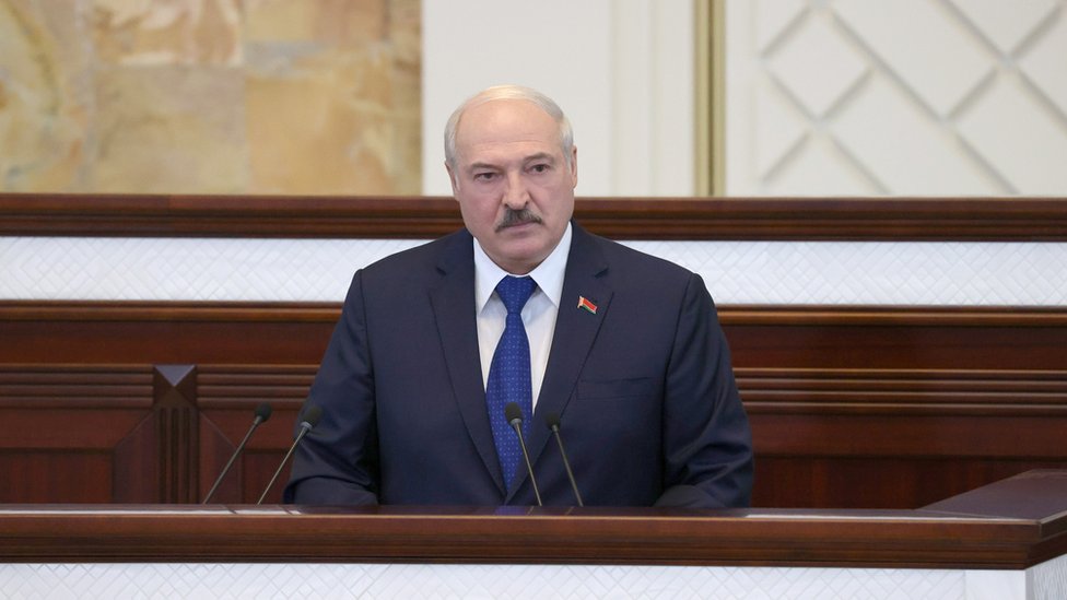 Lukašenko v Ovalьnom zale Doma pravitelьstva