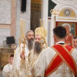 Patrijarh Porfirije služio uskršnju liturgiju u Hramu Svetog Save 1