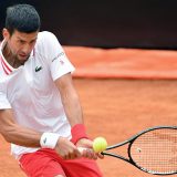 Đoković lako do četvrtfinala Rima 3